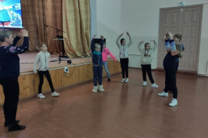 «Мы едины, мы непобедимы».